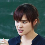 何静 小.jpg
