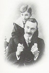 007.JPG